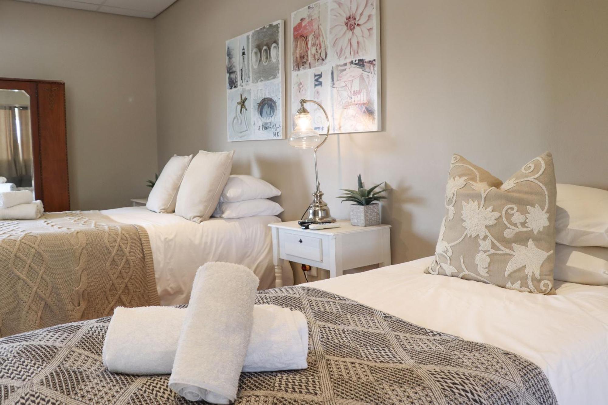 Boutique Guesthouse Mariental Esterno foto